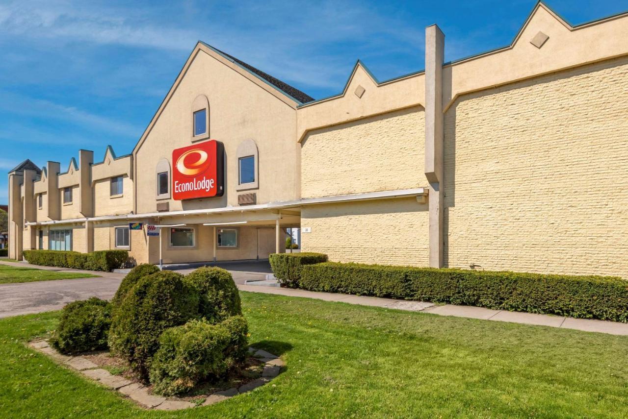 Econo Lodge Cortland Extérieur photo